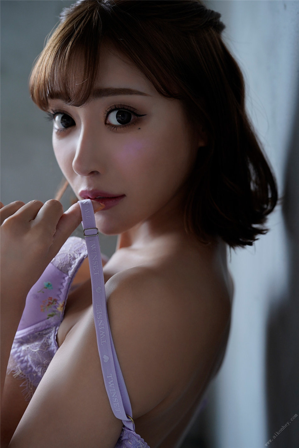 明日花绮罗写真图集—FLASHデジタル写真集 Love Tomorrow